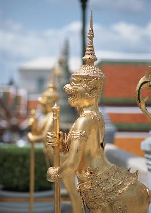 愛知県常滑市に位置する東横INN中部国際空港2:便利なアクセスと快適な滞在を提供するビジネスホテル